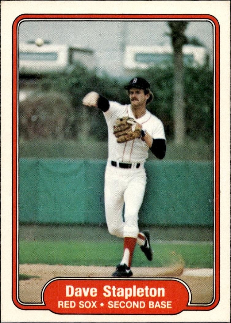 1982 Fleer Dave Stapleton #308 trading card