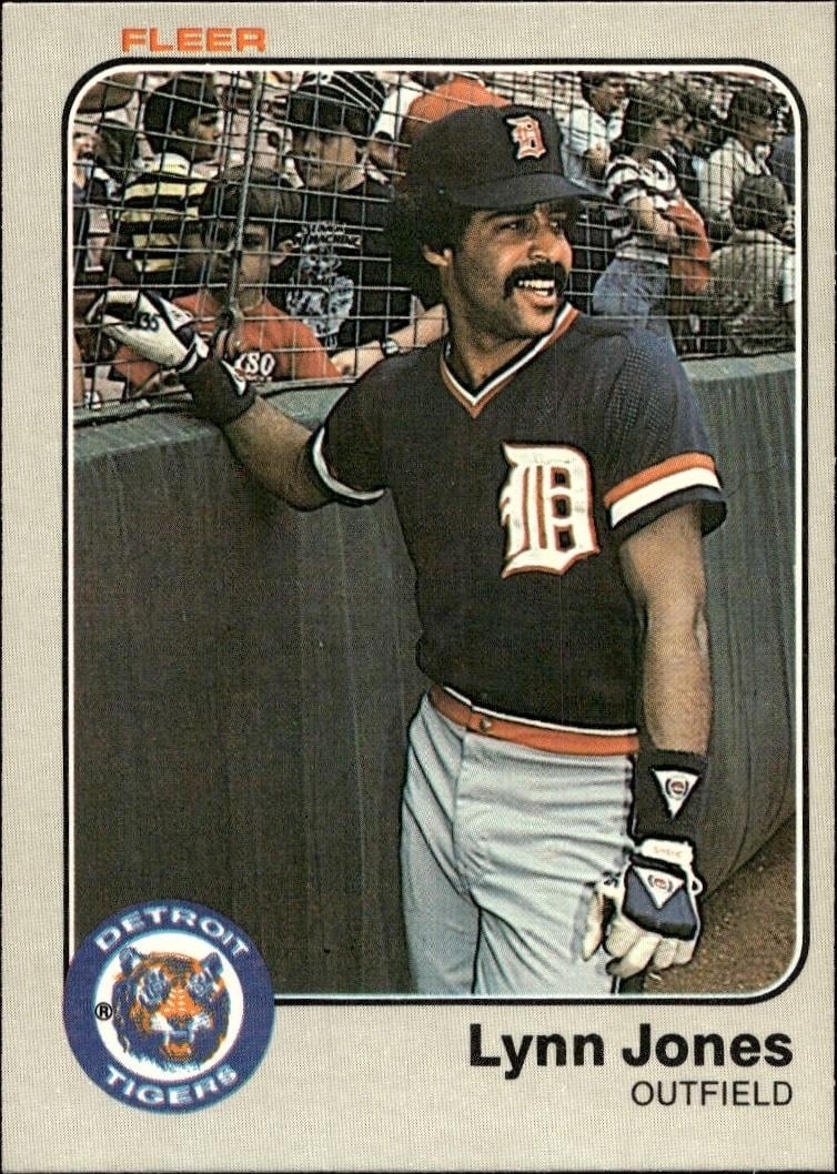1983 Fleer Lynn Jones #333 trading card