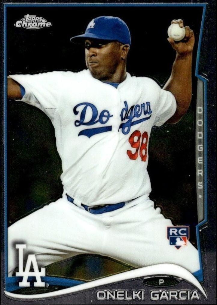 Onelki Garcia 2014 Topps Chrome #133 Baseball Trading Card - Front 2014 Topps Chrome Onelki Garcia #133 baseball trading card front