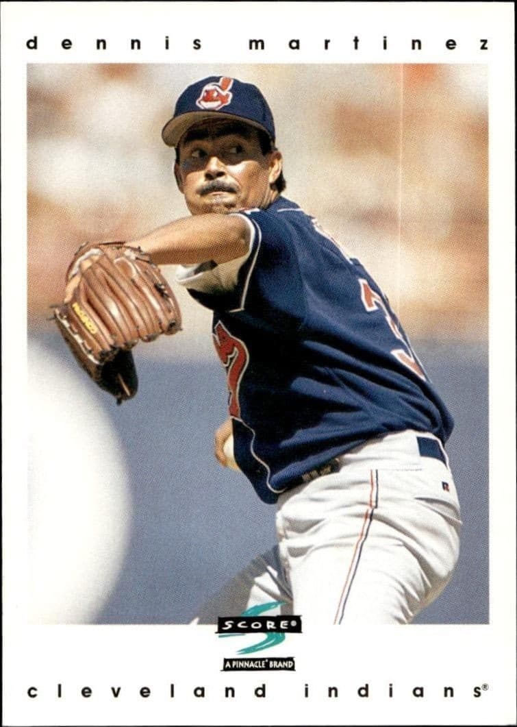 1997 Pinnacle Score Dennis Martinez #4 trading card