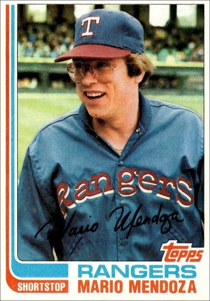 Mario Mendoza 1982 Topps #212 Baseball Trading Card - Front 1982 Topps Mario Mendoza #212 baseball trading card front