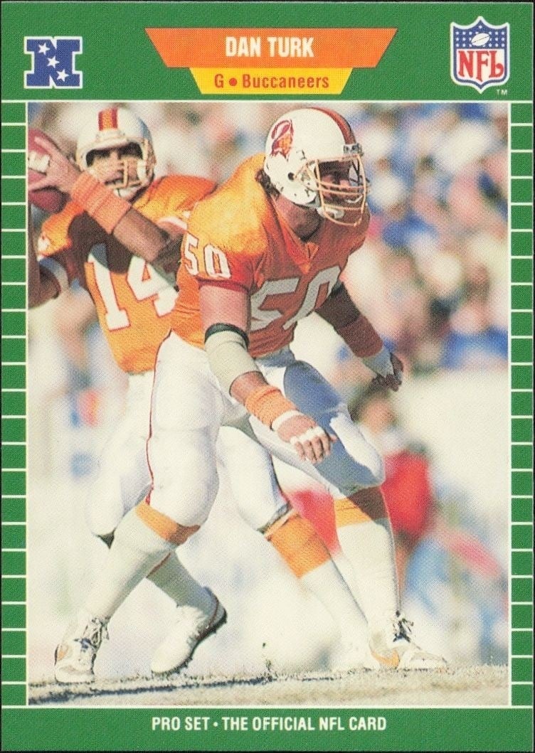 Dan Turk 1989 Pro Set #415 Football Trading Card - Front 1989 Pro Set Dan Turk #415 football trading card front