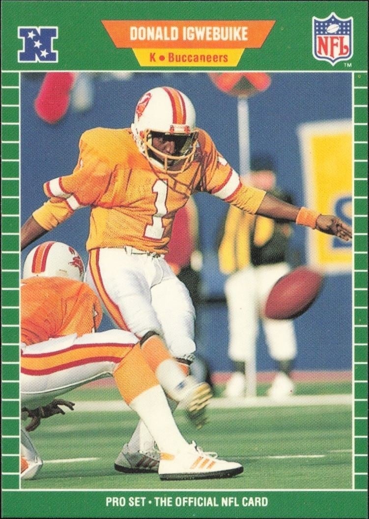 Donald Igwebuike 1989 Pro Set #414 Football Trading Card - Front 1989 Pro Set Donald Igwebuike #414 football trading card front