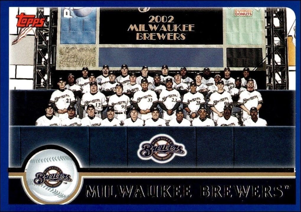 Milwaukee Brewers 2003 Topps #645 Baseball Trading Card - Front 2003 Topps Milwaukee Brewers #645 baseball trading card front