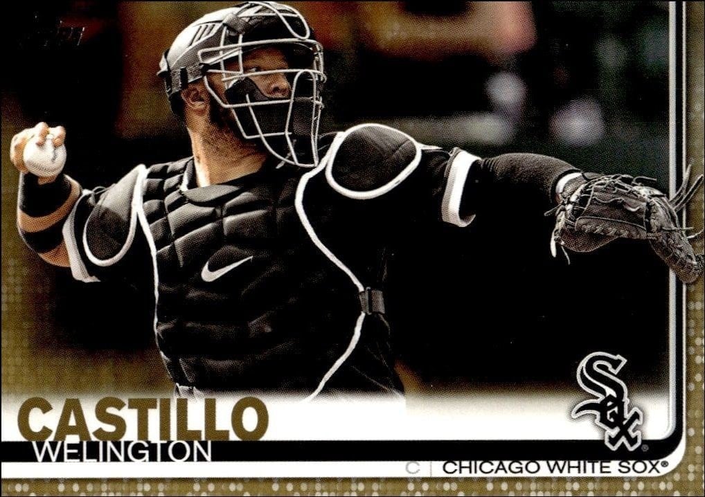 2019 Topps Series 2 Welington Castillo #613 trading card