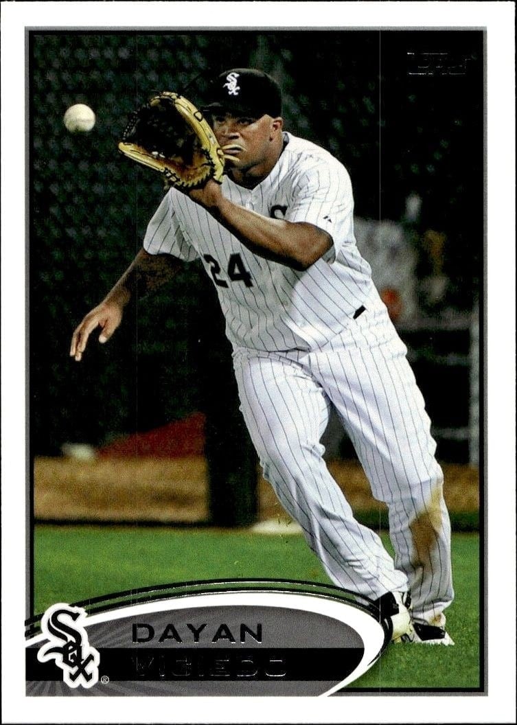 Dayan Viciedo 2012 Topps #362 Baseball Trading Card - Front 2012 Topps Dayan Viciedo #362 baseball trading card front