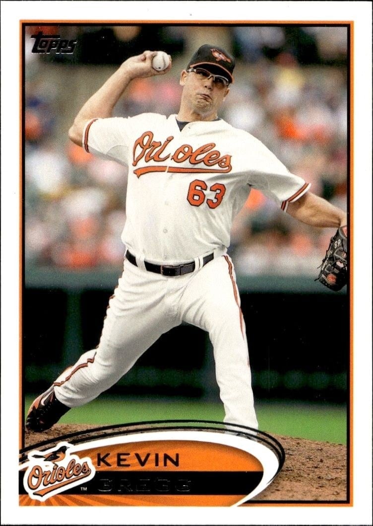Kevin Gregg 2012 Topps #326 Baseball Trading Card - Front 2012 Topps Kevin Gregg #326 baseball trading card front