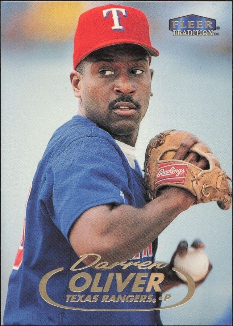 Darren Oliver 1998 Fleer Tradition #109 Baseball Trading Card - Front 1998 Fleer Tradition Darren Oliver #109 baseball trading card front