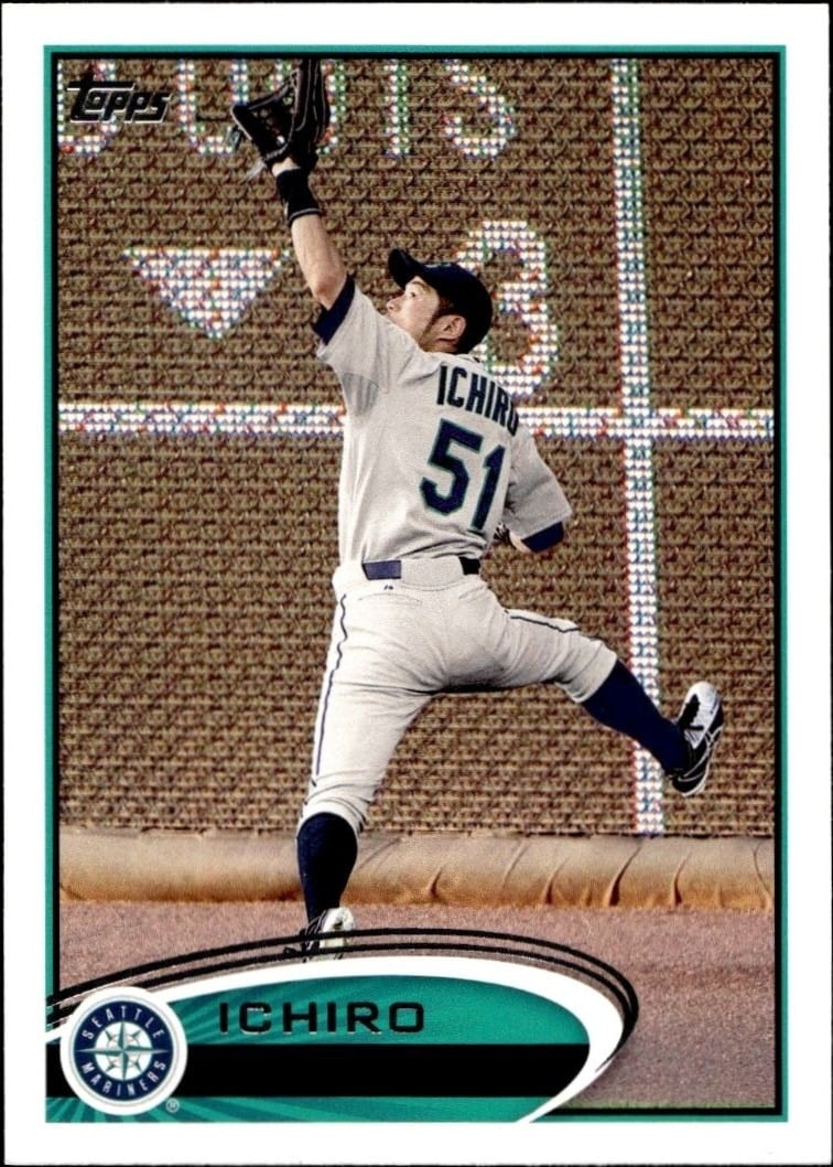 Ichiro Suzuki 2012 Topps #537 Baseball Trading Card - Front 2012 Topps Ichiro Suzuki #537 baseball trading card front