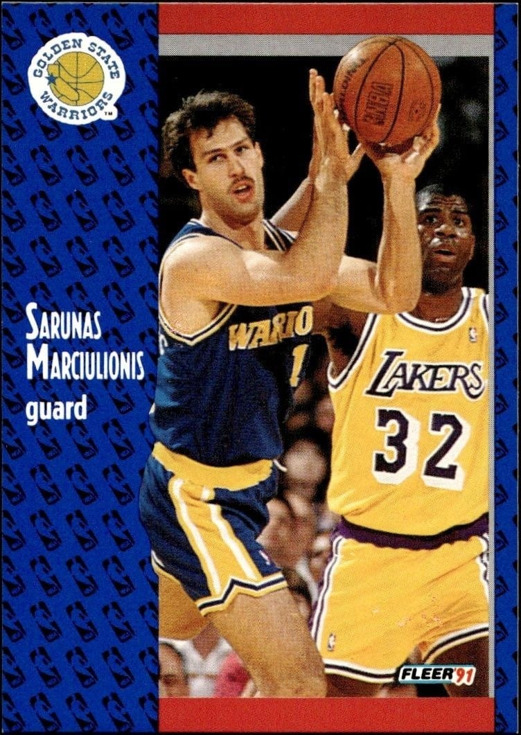Sarunas Marciulionis 1991-92 Fleer #68 Basketball Trading Card - Front 1991-92 Fleer Sarunas Marciulionis #68 basketball trading card front
