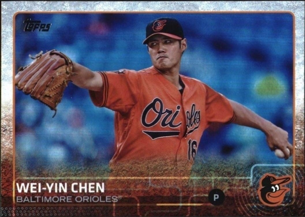2015 Topps Series 2 Wei-Yin Chen #582 trading card
