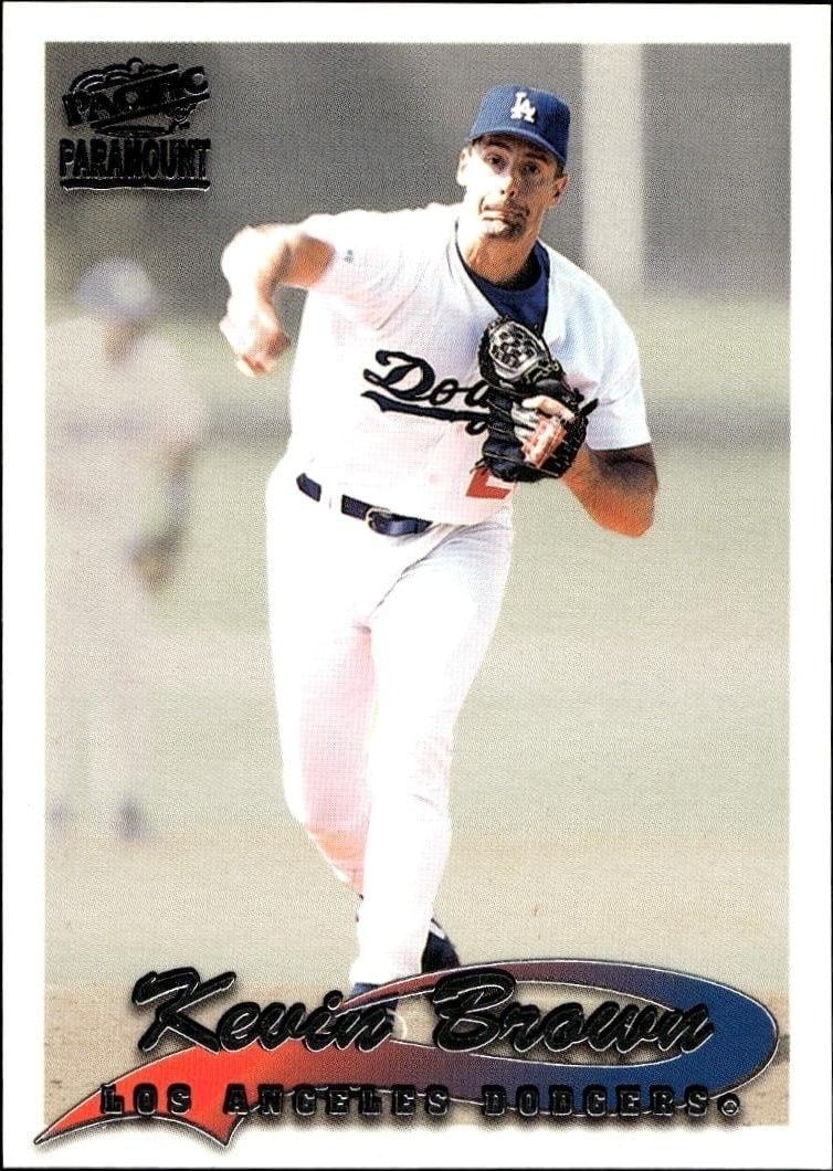 Kevin Brown 1999 Pacific Paramount #115 Baseball Trading Card - Front 1999 Pacific Paramount Kevin Brown #115 baseball trading card front