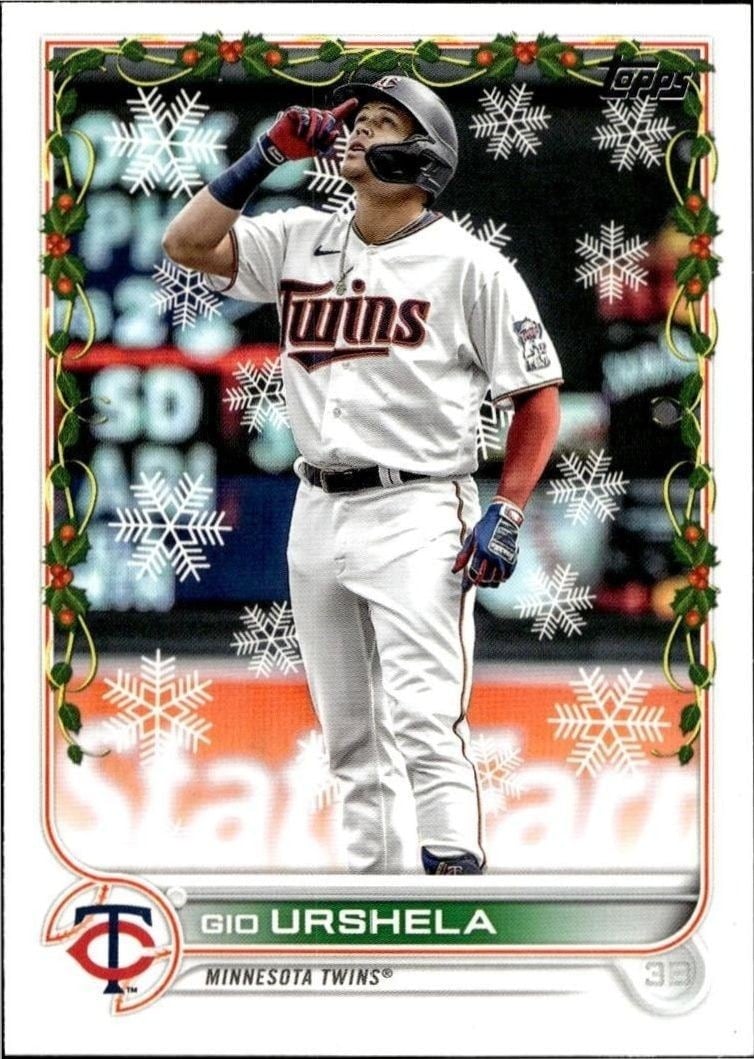 Gio Urshela 2022 Topps Holiday #HW39 Baseball Trading Card - Front 2022 Topps Holiday Gio Urshela #HW39 baseball trading card front