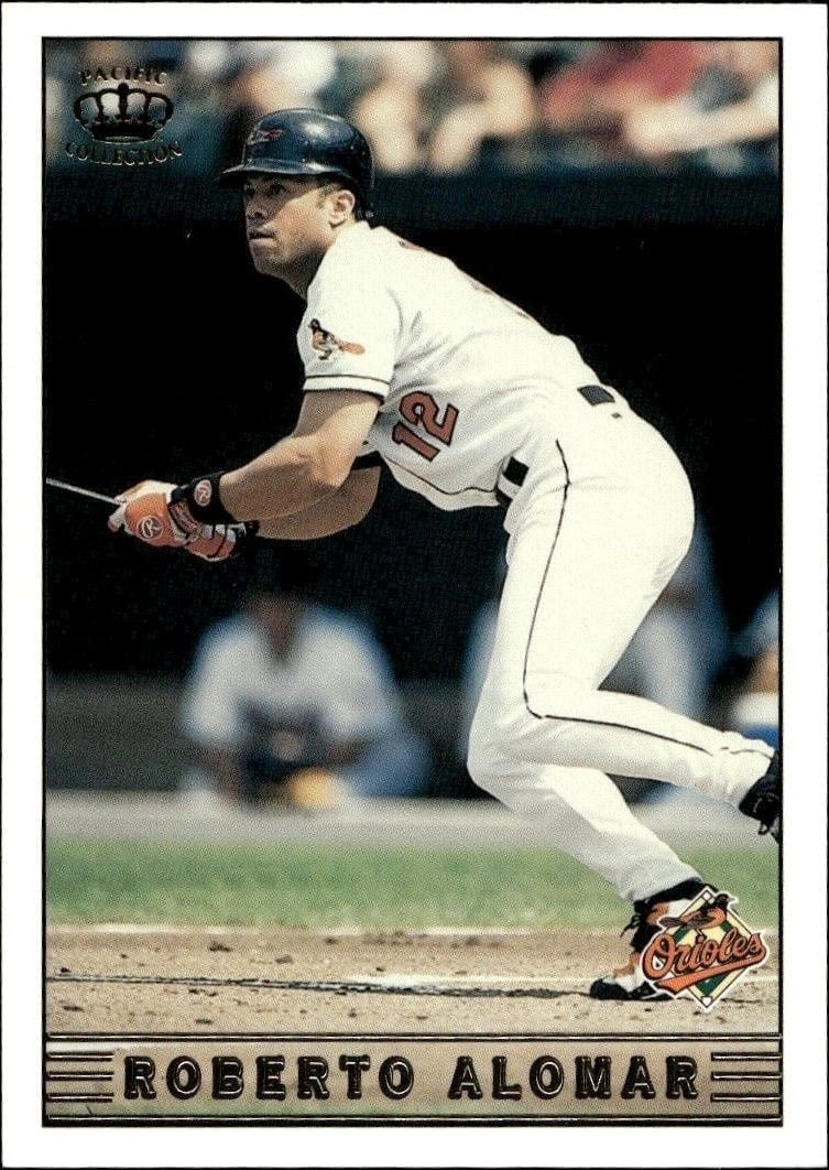 Roberto Alomar 1999 Pacific Crown Collection #33 Baseball Trading Card - Front 1999 Pacific Crown Collection Roberto Alomar #33 baseball trading card front