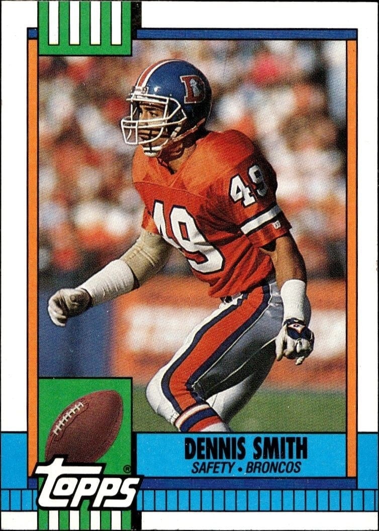 Dennis Smith 1990 Topps #36 Football Trading Card - Front 1990 Topps Dennis Smith #36 football trading card front
