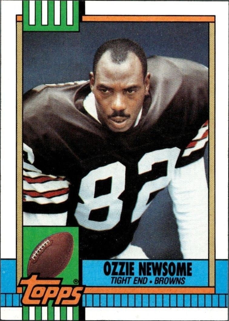 Ozzie Newsome 1990 Topps #168 Football Trading Card - Front 1990 Topps Ozzie Newsome #168 football trading card front
