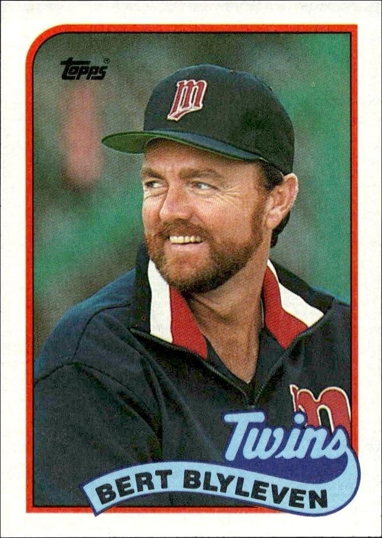 Bert Blyleven 1989 Topps #555 Baseball Trading Card - Front 1989 Topps Bert Blyleven #555 baseball trading card front