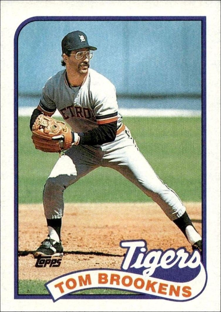 Tom Brookens 1989 Topps #342 Baseball Trading Card - Front 1989 Topps Tom Brookens #342 baseball trading card front