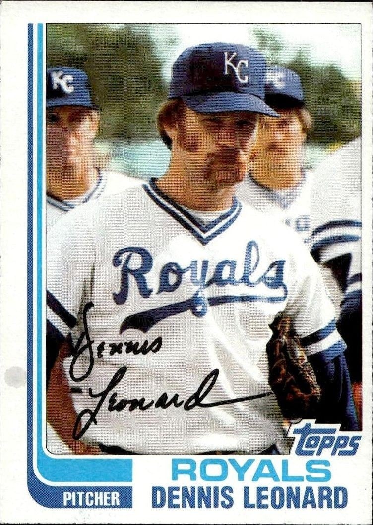 1982 Topps Dennis Leonard #495 trading card