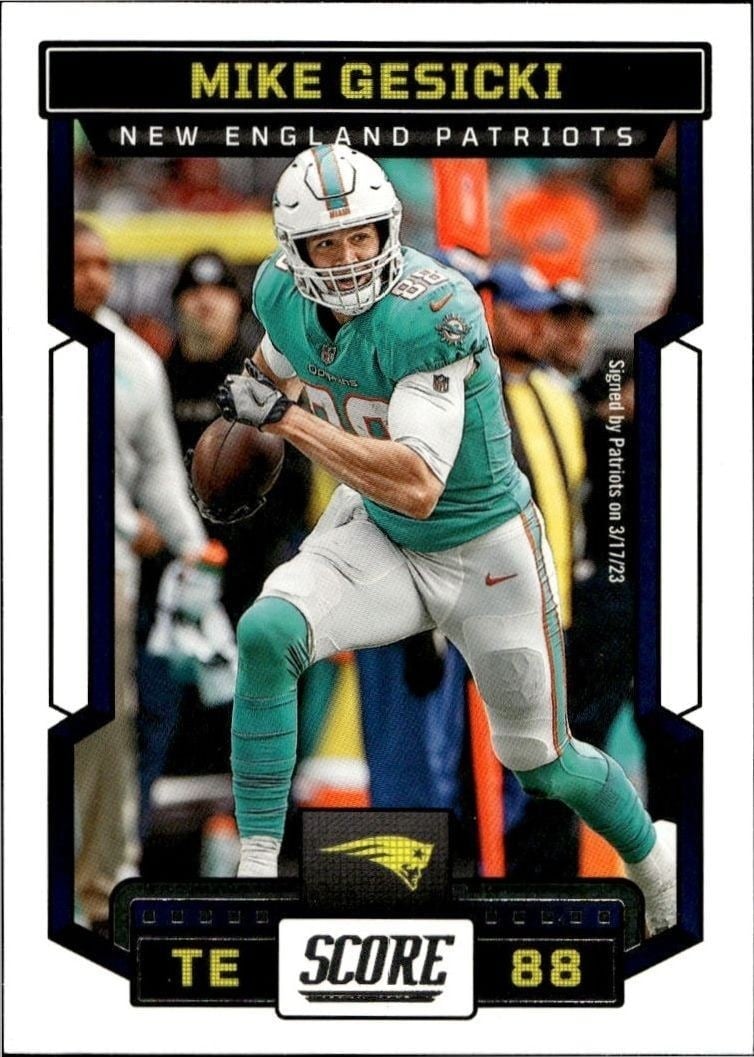2023 Panini Score Mike Gesicki #276 trading card