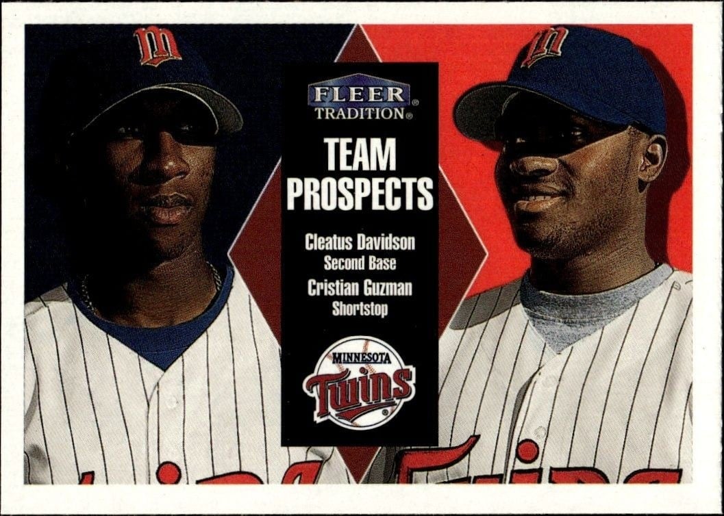 2000 Fleer Tradition Glossy Cleatus Davidson #156 trading card