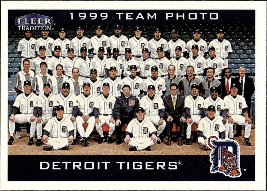 Detroit Tigers 2000 Fleer Tradition Glossy #412 Baseball Trading Card - Front 2000 Fleer Tradition Glossy Detroit Tigers #412 baseball trading card front