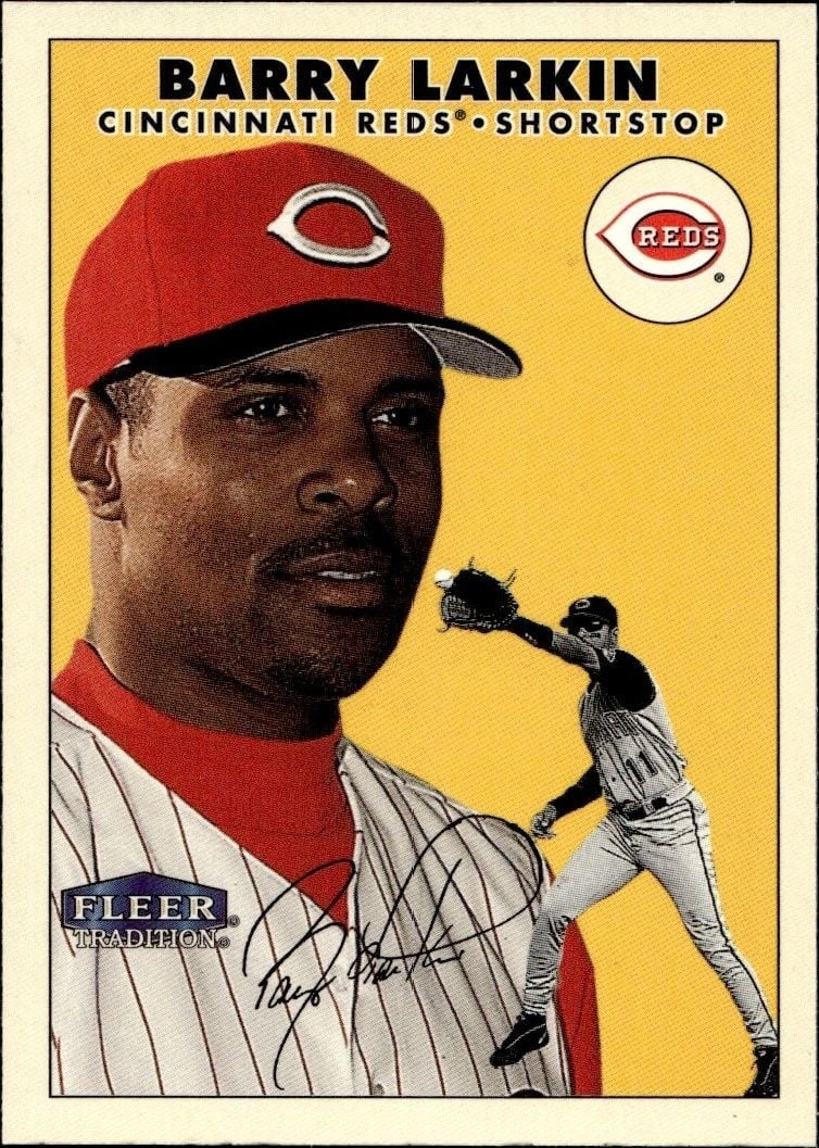 Barry Larkin 2000 Fleer Tradition Glossy #352 Baseball Trading Card - Front 2000 Fleer Tradition Glossy Barry Larkin #352 baseball trading card front