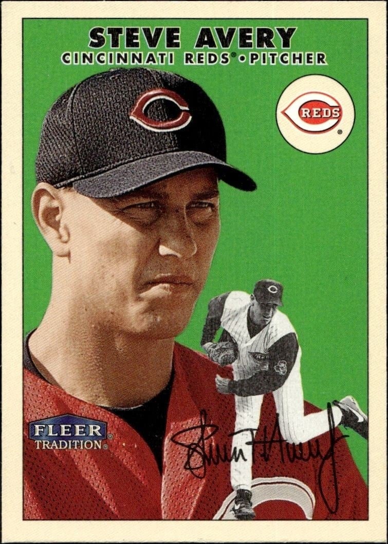 Steve Avery 2000 Fleer Tradition Glossy #111 Baseball Trading Card - Front 2000 Fleer Tradition Glossy Steve Avery #111 baseball trading card front