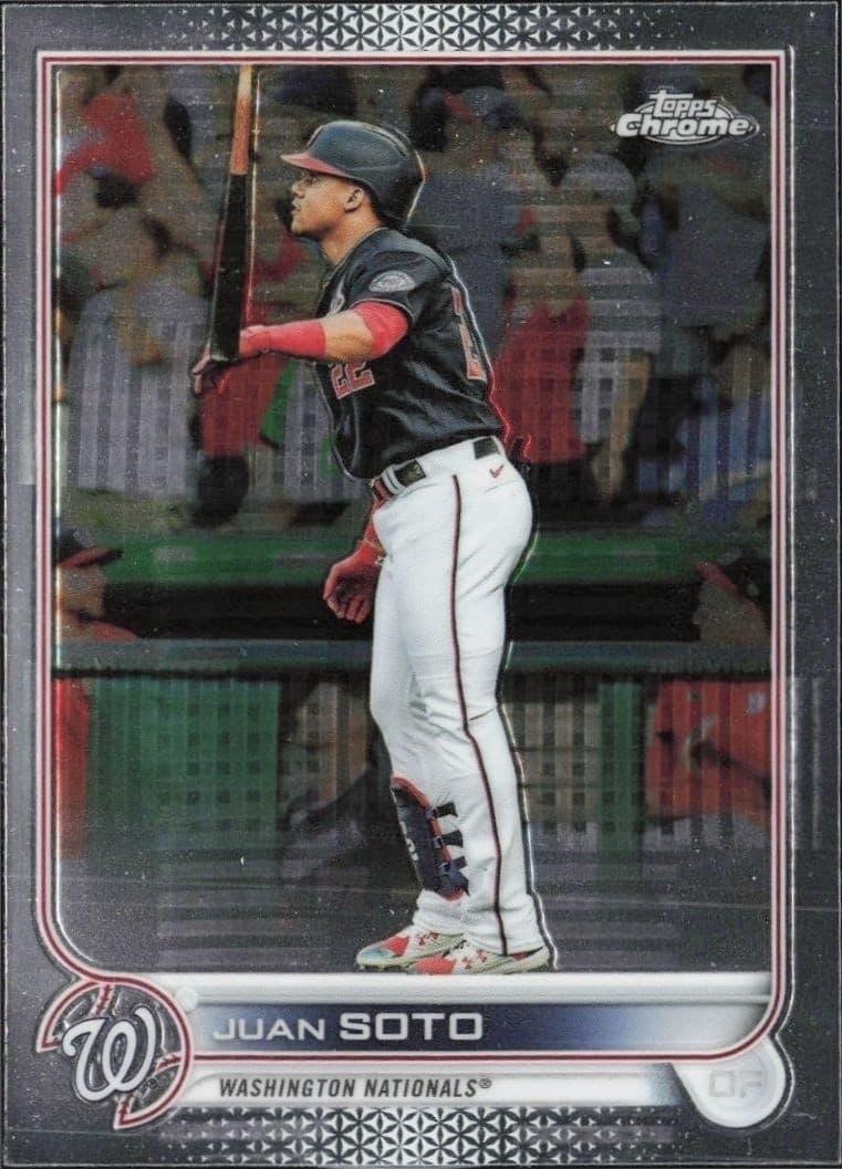 2022 Topps Chrome Juan Soto #129 trading card