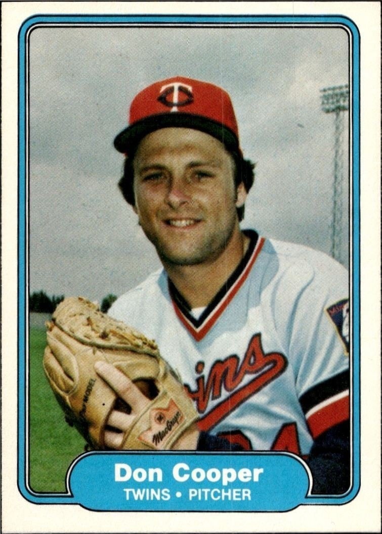 Don Cooper 1982 Fleer #550 Baseball Trading Card - Front 1982 Fleer Don Cooper #550 baseball trading card front