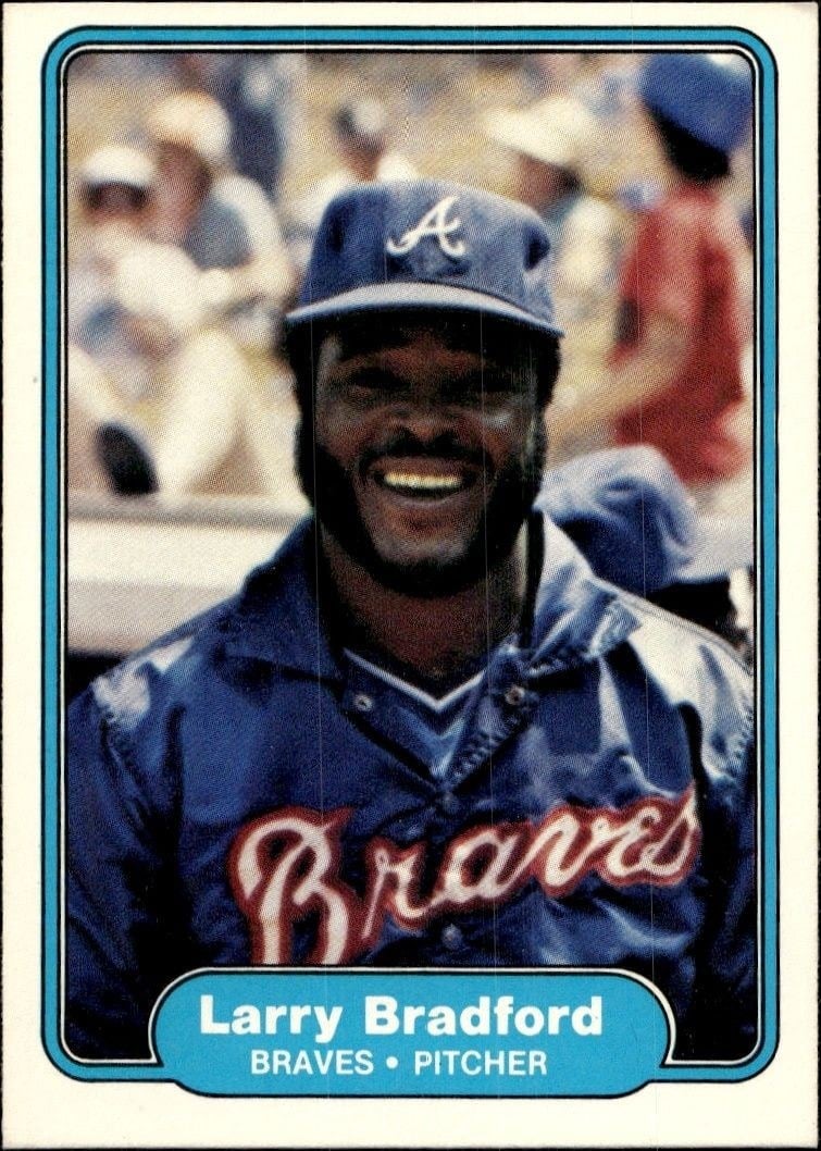 Larry Bradford 1982 Fleer #431 Baseball Trading Card - Front 1982 Fleer Larry Bradford #431 baseball trading card front