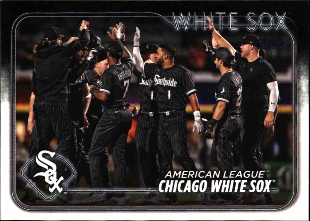 Chicago White Sox 2024 Topps Series 2 #464 Baseball Trading Card - Front 2024 Topps Series 2 Chicago White Sox #464 baseball trading card front