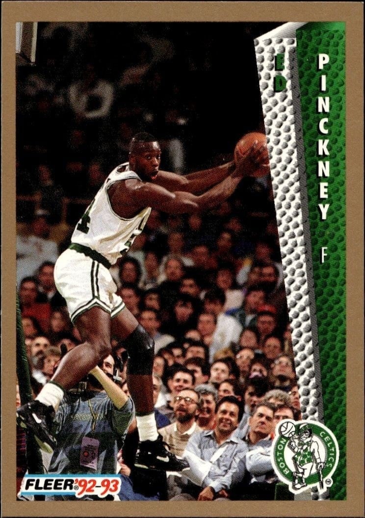 Ed Pinckney 1992-93 Fleer #19 Basketball Trading Card - Front 1992-93 Fleer Ed Pinckney #19 basketball trading card front