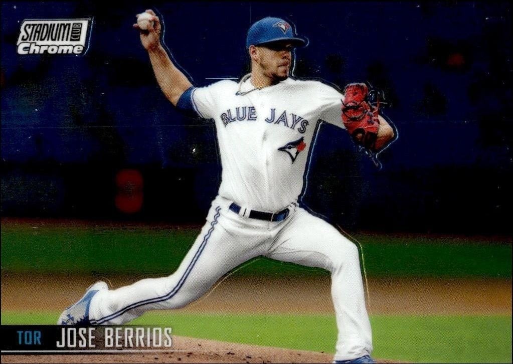 2021 Topps Stadium Club Chrome José Berríos #244 trading card