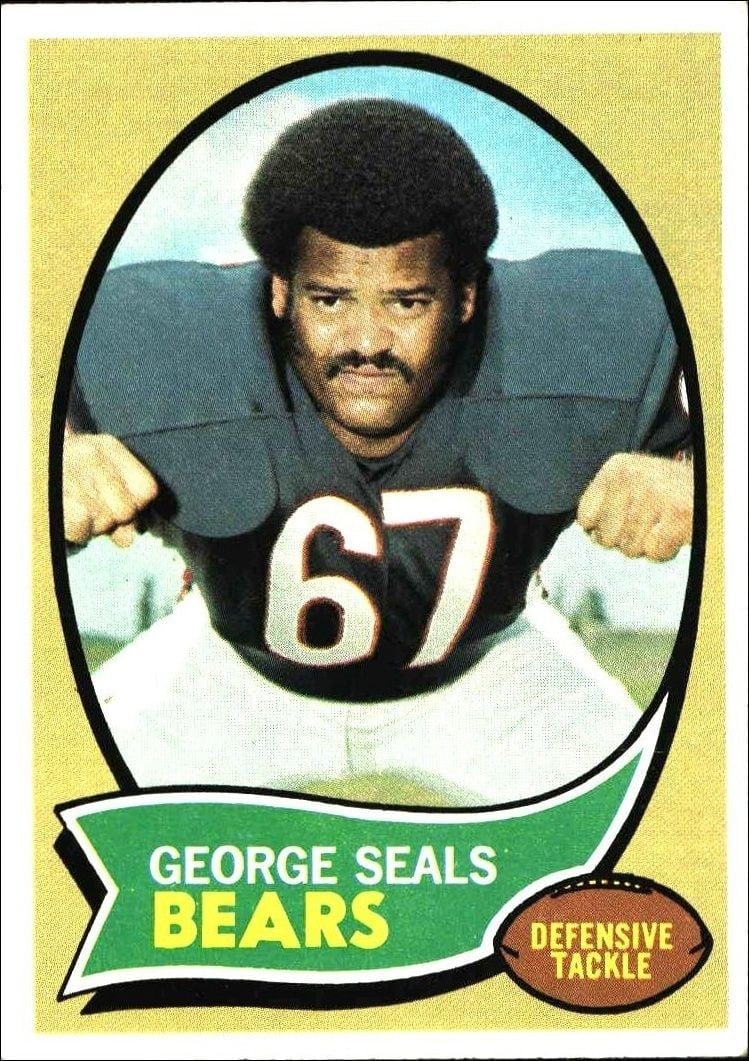 George Seals 1970 Topps #12 Football Trading Card - Front 1970 Topps George Seals #12 football trading card front