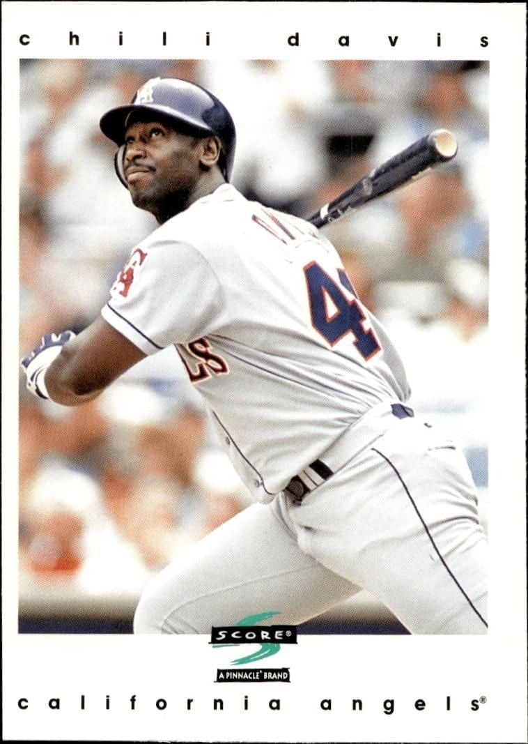 Chili Davis 1997 Pinnacle Score #11 Baseball Trading Card - Front 1997 Pinnacle Score Chili Davis #11 baseball trading card front