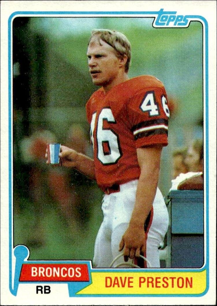 Dave Preston 1981 Topps #52 Football Trading Card - Front 1981 Topps Dave Preston #52 football trading card front