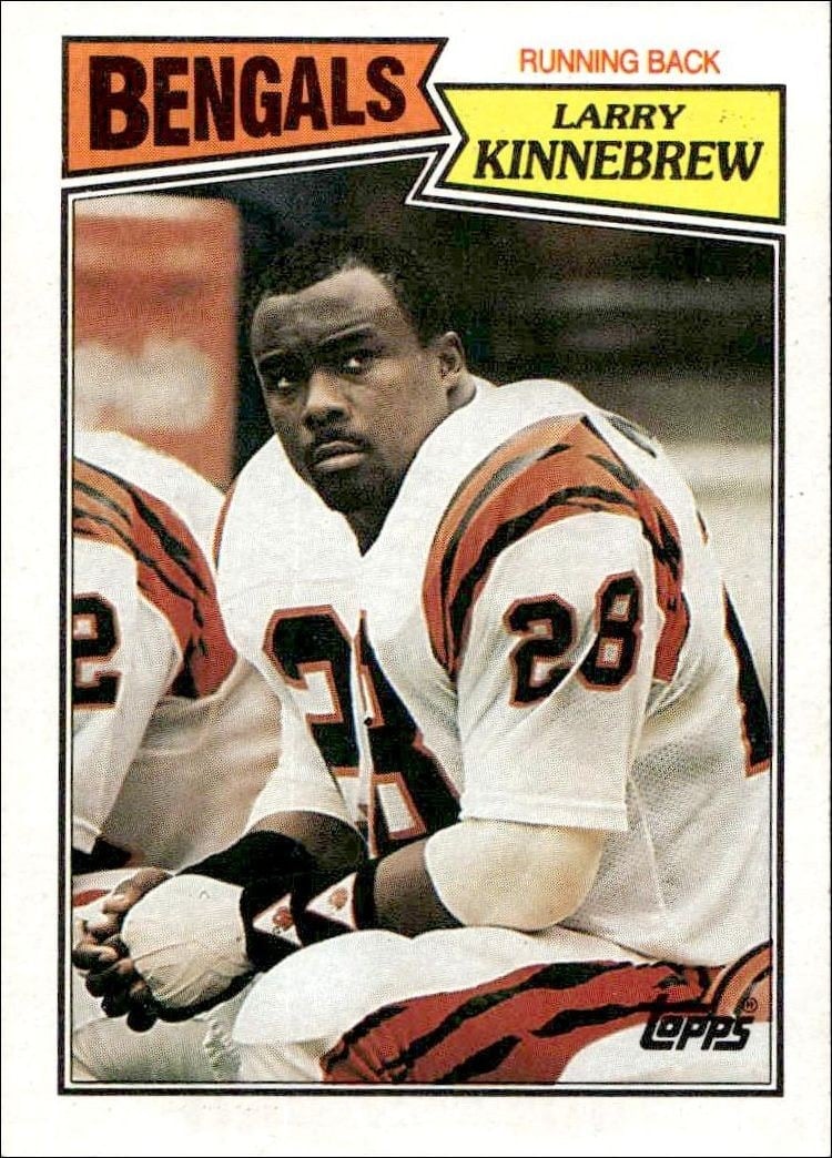 Larry Kinnebrew 1987 Topps #187 Football Trading Card - Front 1987 Topps Larry Kinnebrew #187 football trading card front