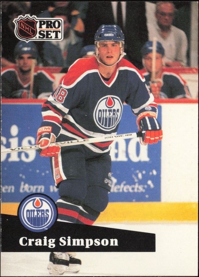 Craig Simpson 1991-92 Pro Set #69 Hockey Trading Card - Front 1991-92 Pro Set Craig Simpson #69 hockey trading card front