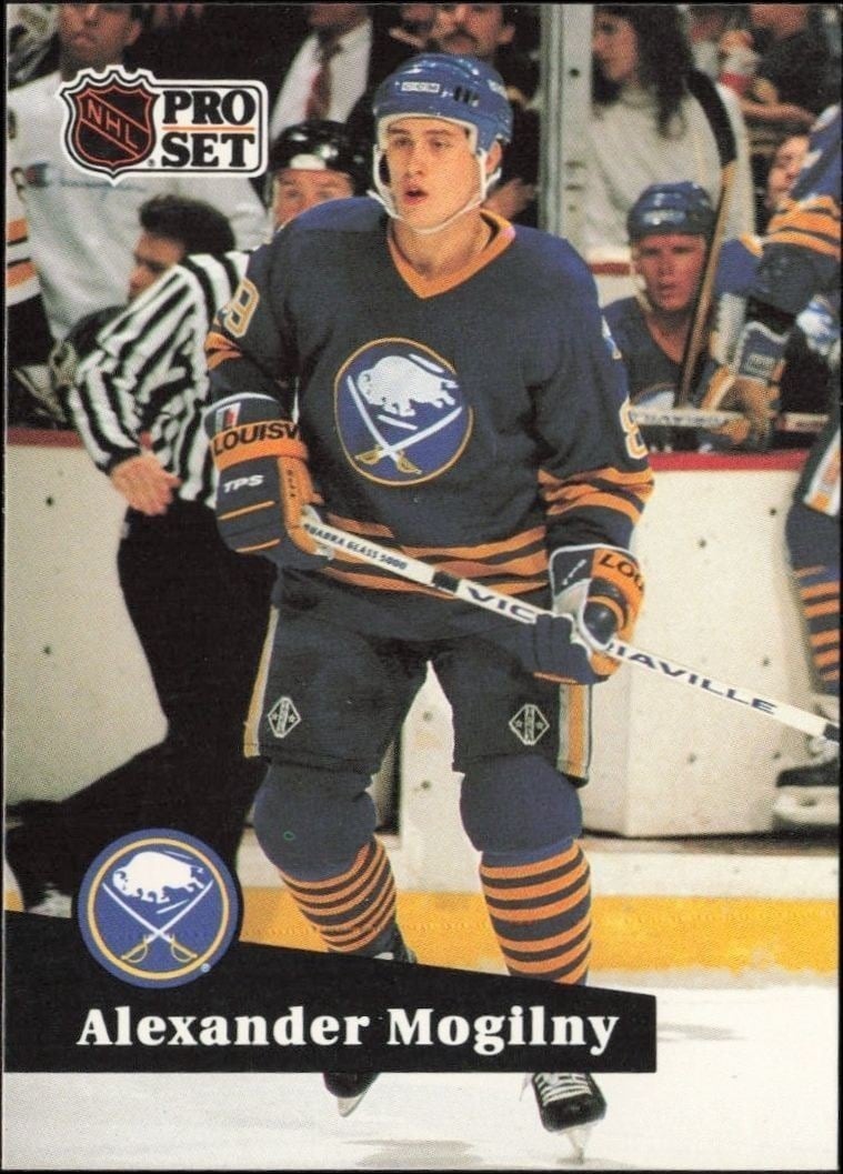 Alexander Mogilny 1991-92 Pro Set #16 Hockey Trading Card - Front 1991-92 Pro Set Alexander Mogilny #16 hockey trading card front