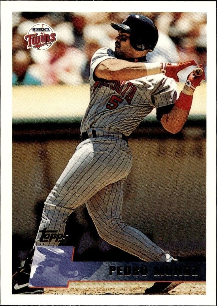 Pedro Munoz 1996 Topps #384 Baseball Trading Card - Front 1996 Topps Pedro Munoz #384 baseball trading card front