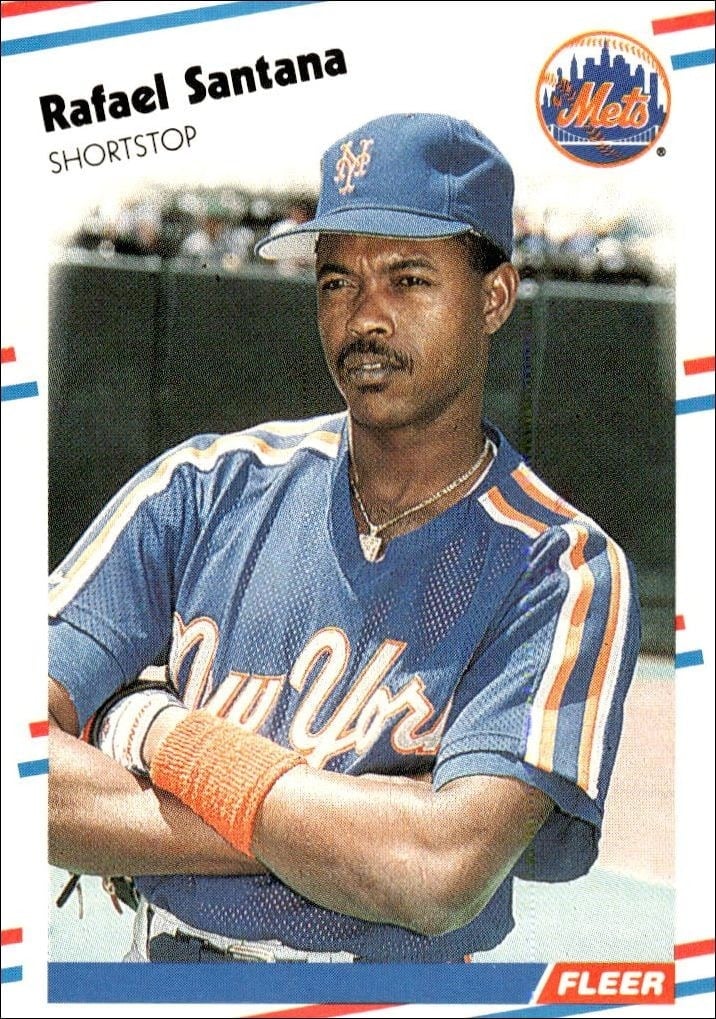Rafael Santana 1988 Fleer #149 Baseball Trading Card - Front 1988 Fleer Rafael Santana #149 baseball trading card front
