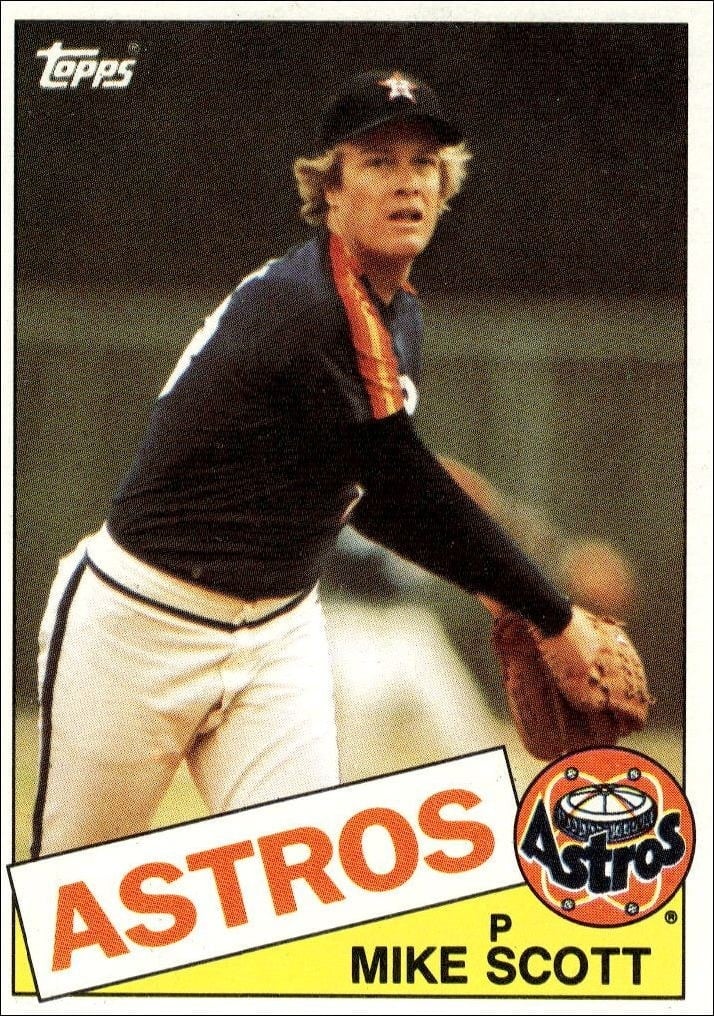 Mike Scott 1985 Topps #17 Baseball Trading Card - Front 1985 Topps Mike Scott #17 baseball trading card front