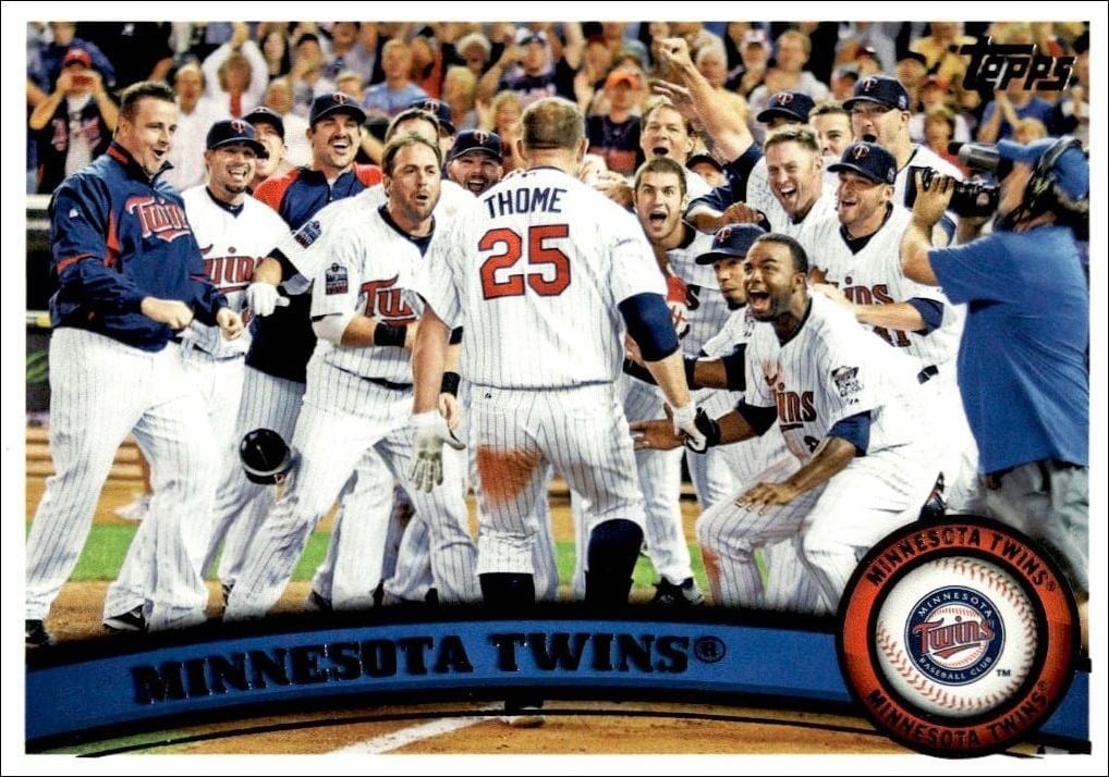 Minnesota Twins 2011 Topps Series 2 #614 Baseball Trading Card - Front 2011 Topps Series 2 Minnesota Twins #614 baseball trading card front