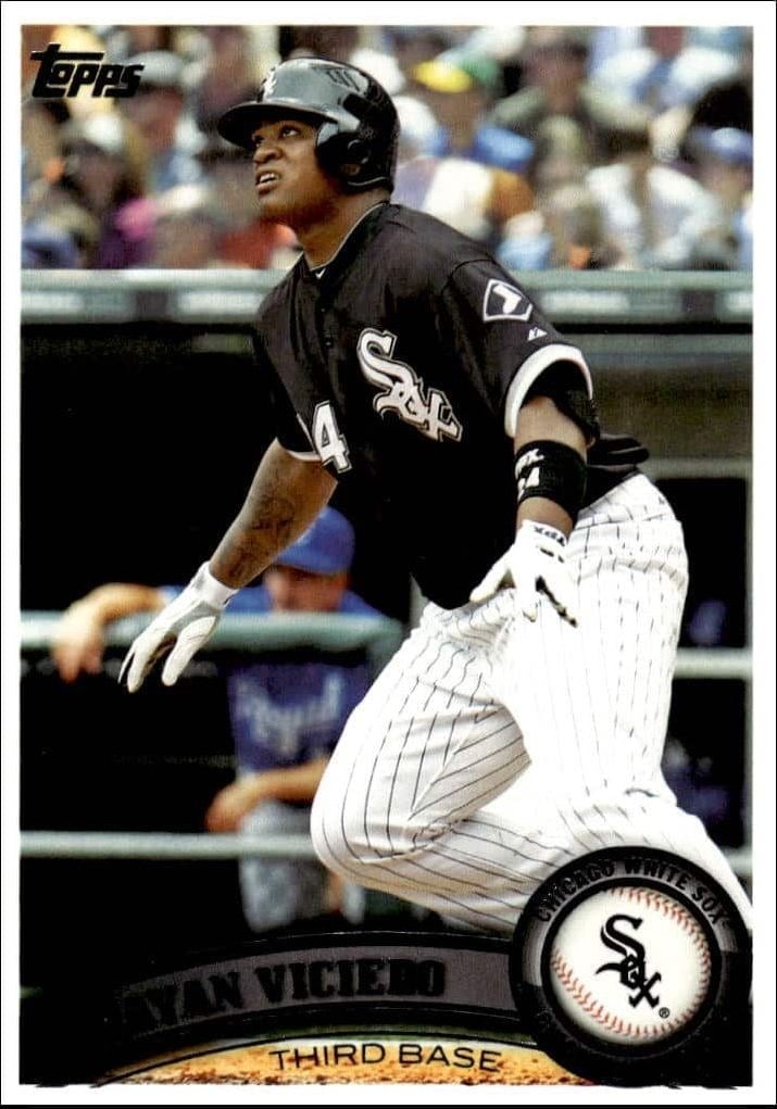 Dayan Viciedo 2011 Topps Series 2 #592 Baseball Trading Card - Front 2011 Topps Series 2 Dayan Viciedo #592 baseball trading card front