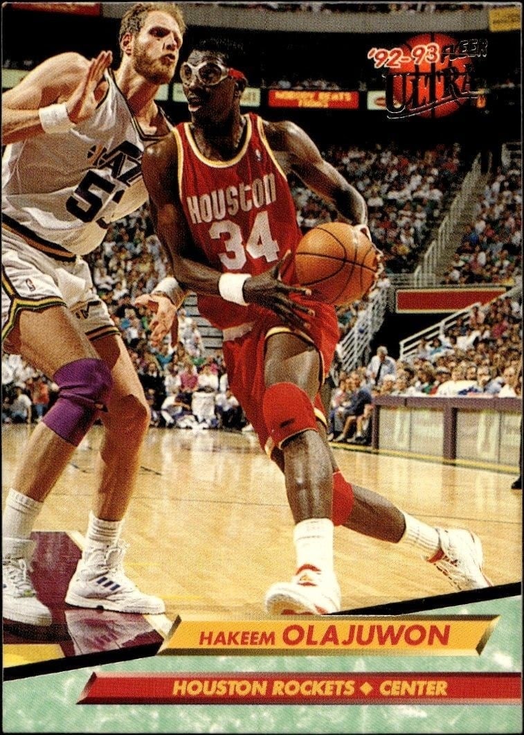 Hakeem Olajuwon 1992-93 Fleer Ultra #72 Basketball Trading Card - Front 1992-93 Fleer Ultra Hakeem Olajuwon #72 basketball trading card front