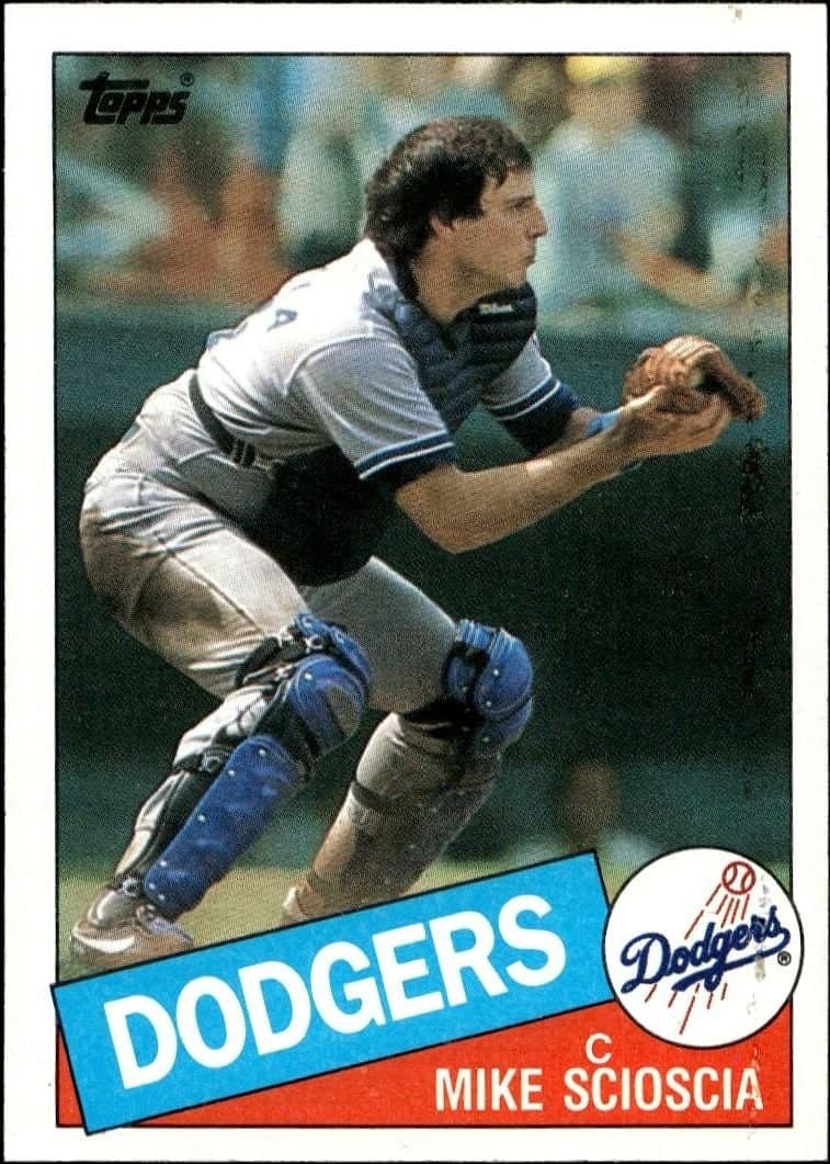 Mike Scioscia 1985 Topps #549 Baseball Trading Card - Front 1985 Topps Mike Scioscia #549 baseball trading card front