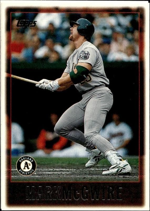 1997 Topps Series 1 Mark McGwire #62 trading card
