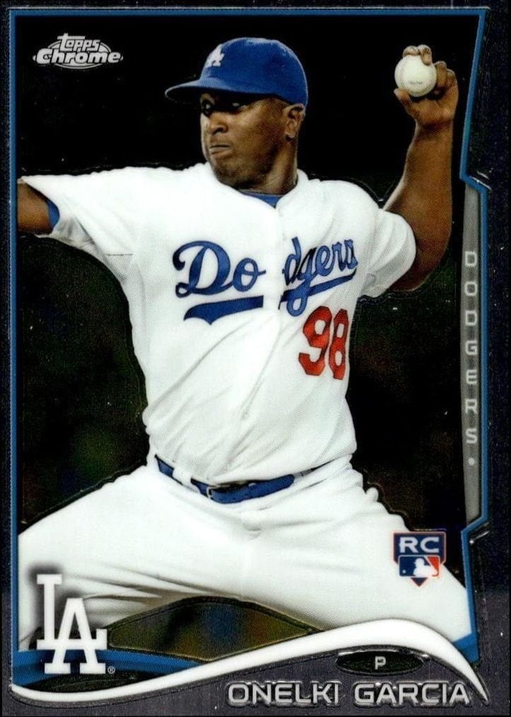 Onelki Garcia 2014 Topps Chrome #133 Baseball Trading Card - Front 2014 Topps Chrome Onelki Garcia #133 baseball trading card front