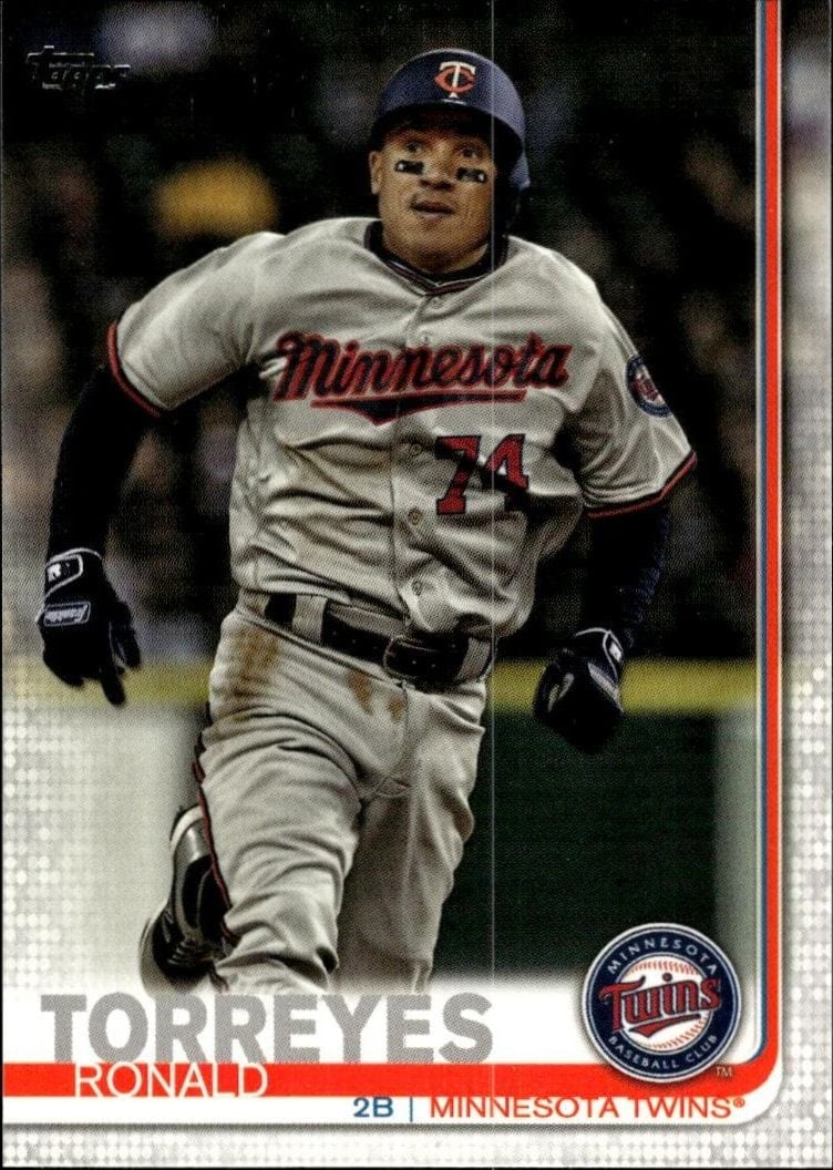 Ronald Torreyes 2019 Topps Series 2 #537 Baseball Trading Card - Front 2019 Topps Series 2 Ronald Torreyes #537 baseball trading card front